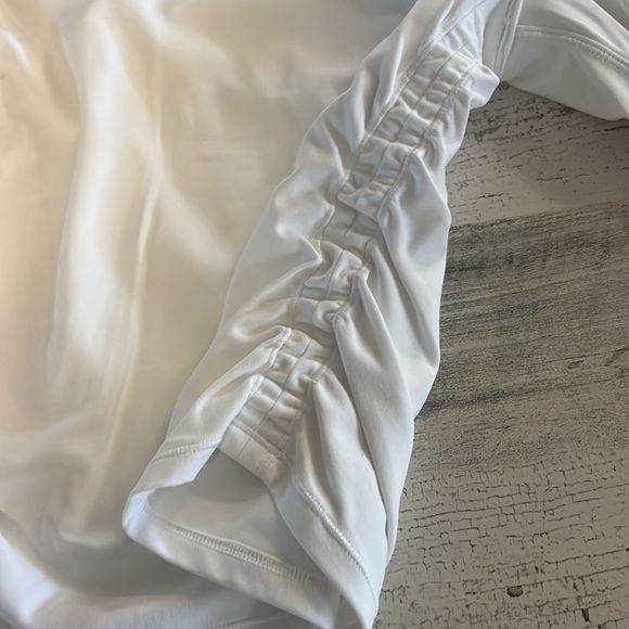 Lululemon white long sleeve Size 8 - Picture 5 of 5